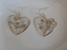 Load image into Gallery viewer, Floral Heart Earrings
